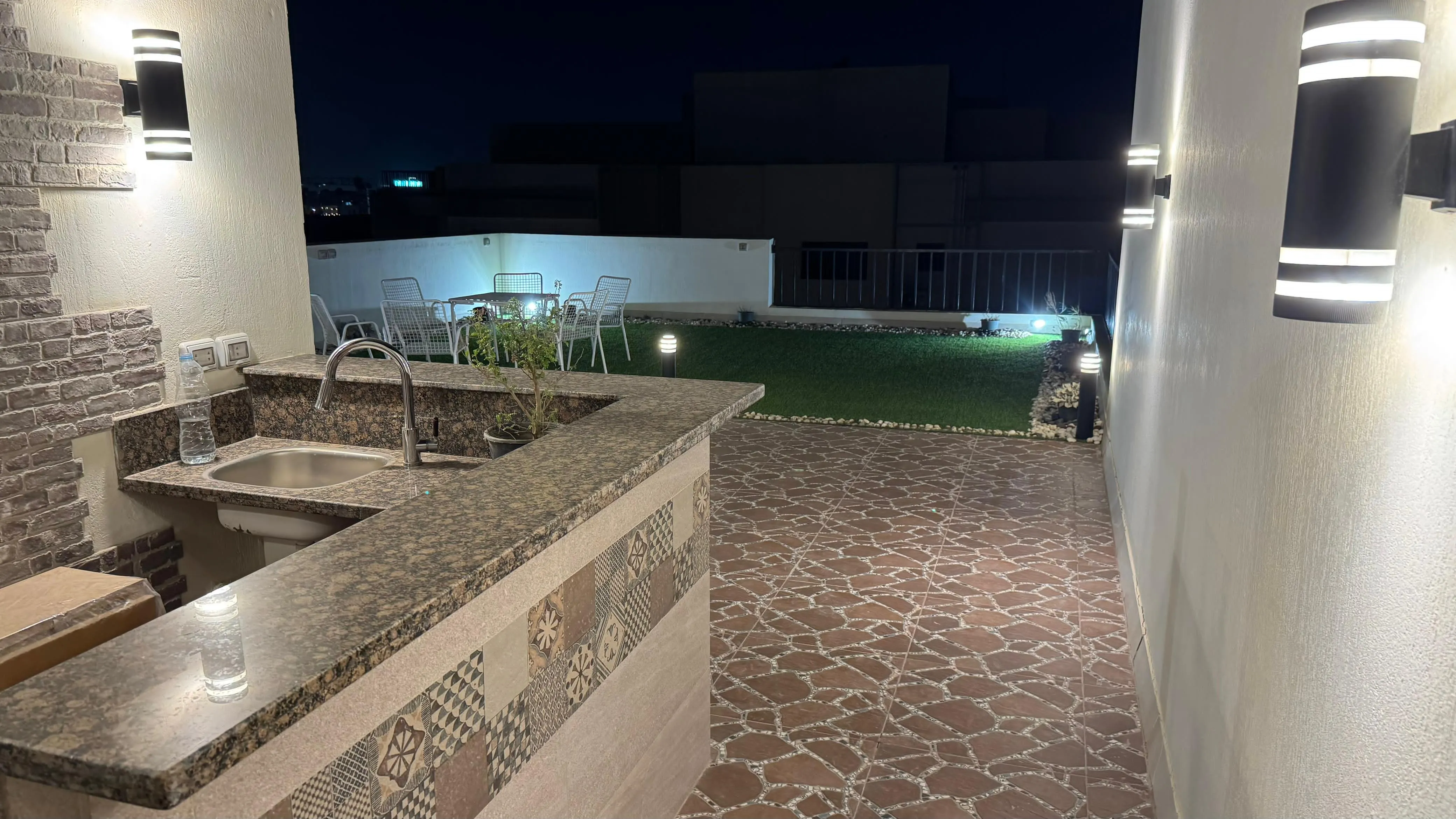 Penthouse for sale in Fifth Square Al Marasem in New Cairo of 244 m² with 4 bedrooms