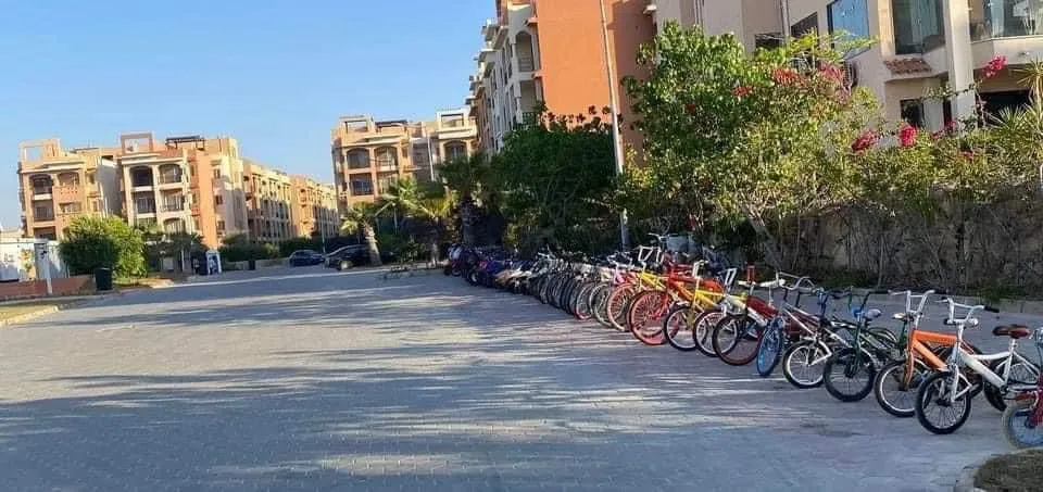  للبيع في اماريتس هايتس في  بمساحة 0 م² تتكون من 0 غرف