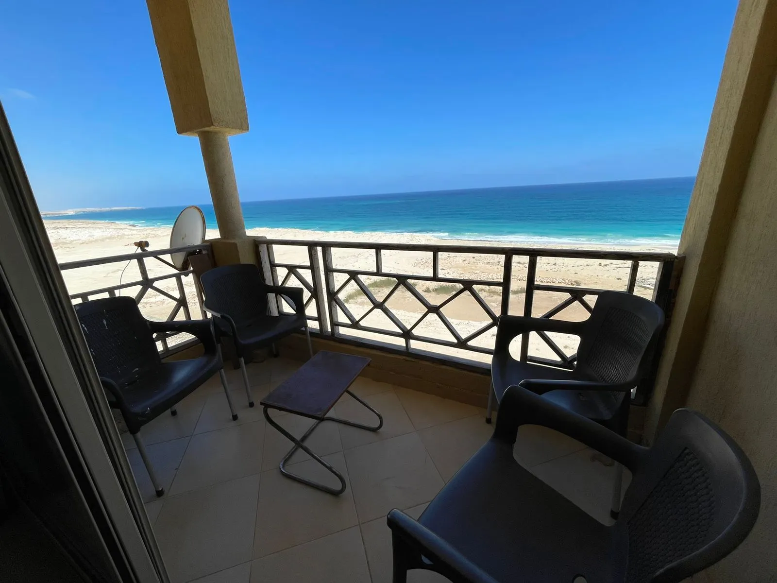  للبيع في اماريتس هايتس في  بمساحة 0 م² تتكون من 0 غرف