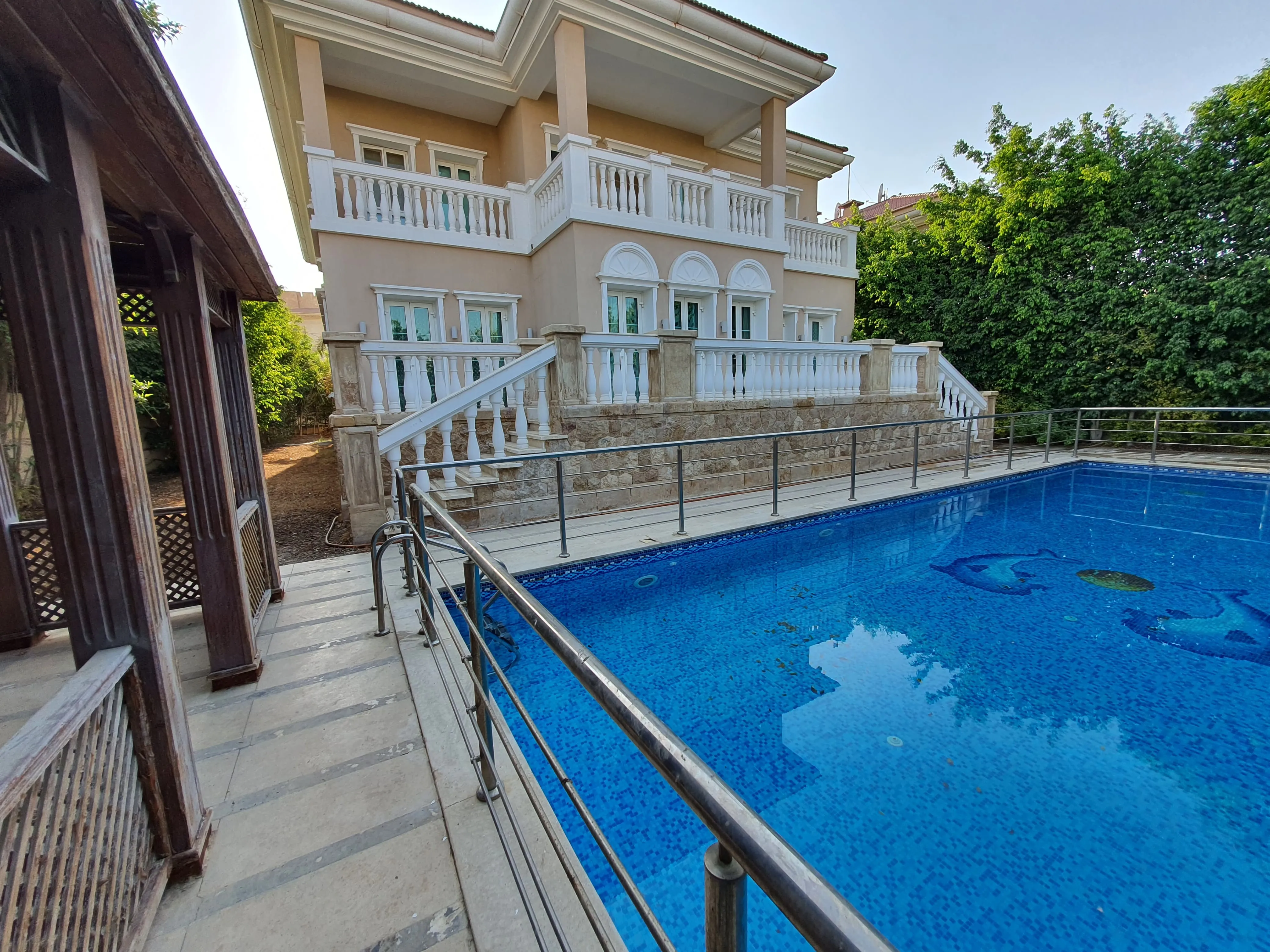 Villa for sale in Dyar Mokhabarat in New Cairo of 750 m² with 7 bedrooms