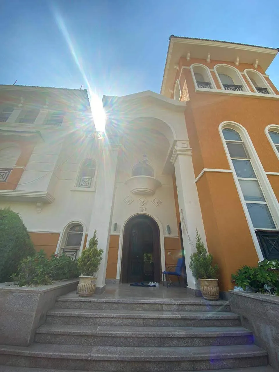 Villa for sale in Dyar Mokhabarat in New Cairo of 662 m² with 5 bedrooms
