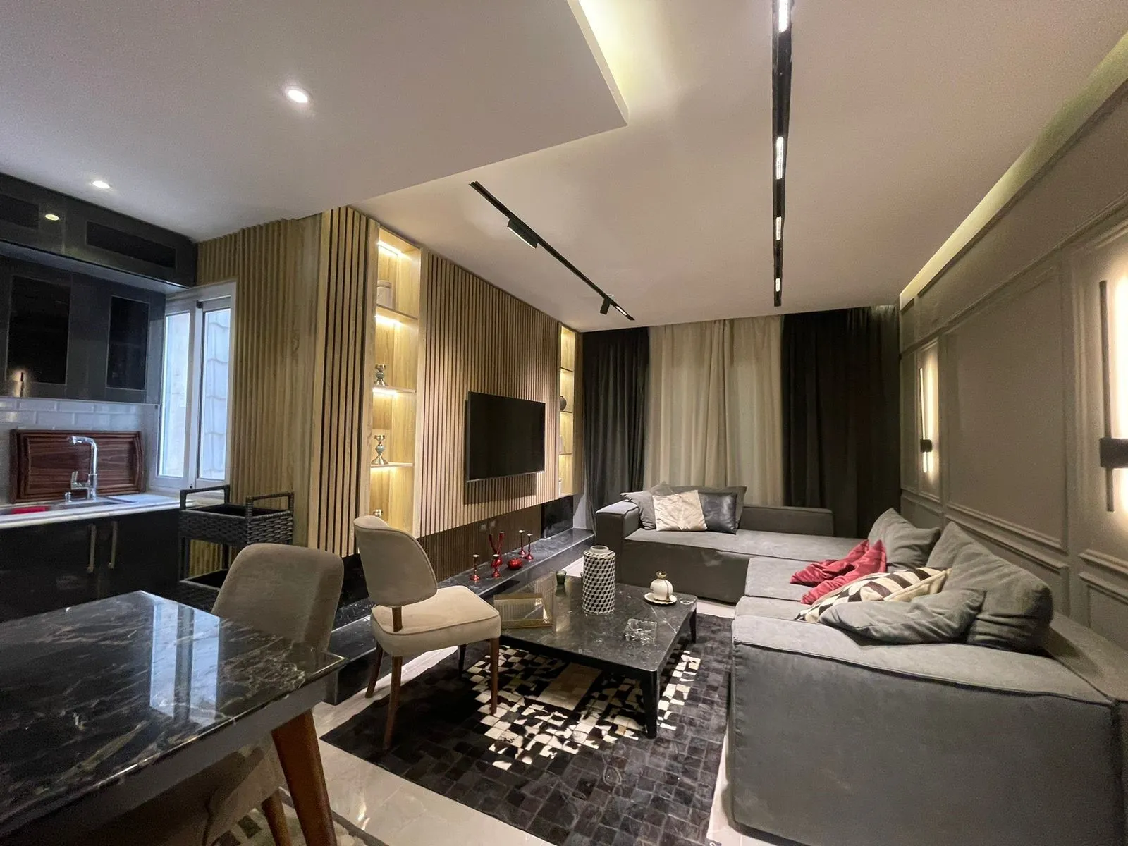 Penthouse for sale in Mountain View Hyde Park in New Cairo of 169 m² with 3 bedrooms