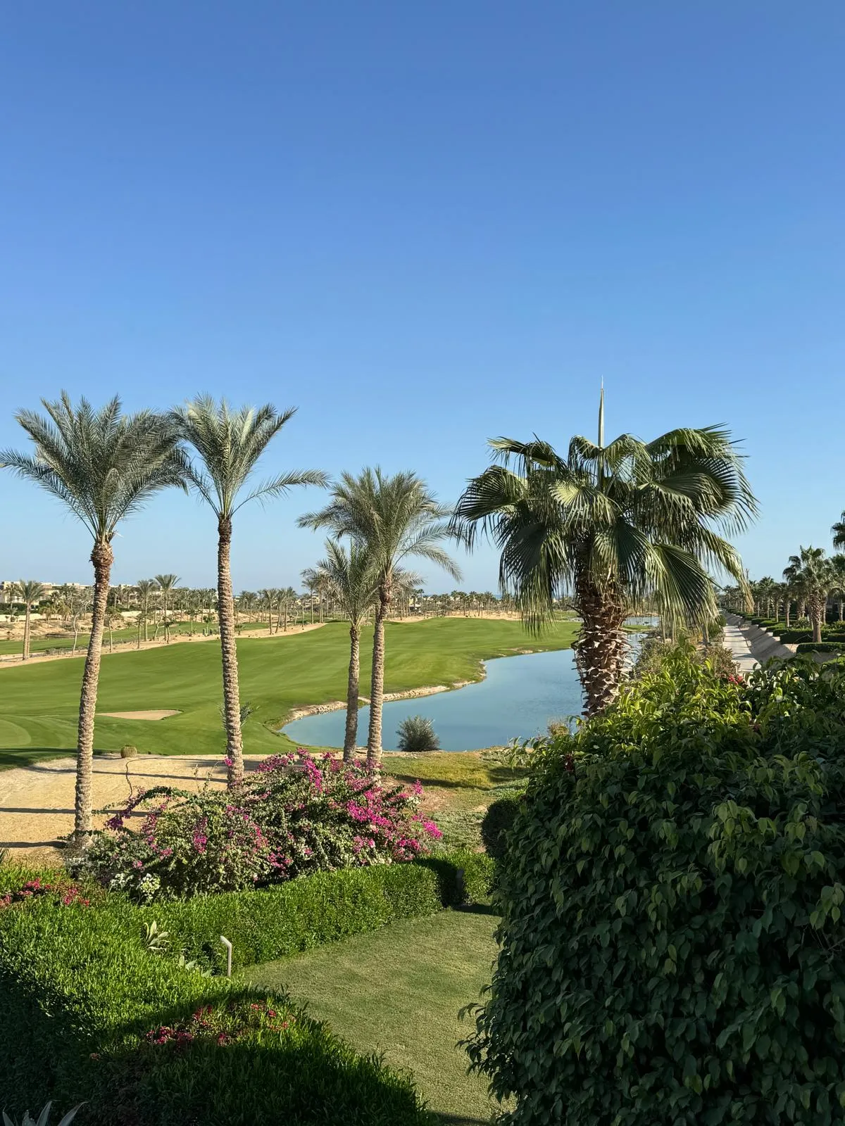 Chalet for sale in Ein Bay  in Ain Sokhna of 185 m² with 3 bedrooms