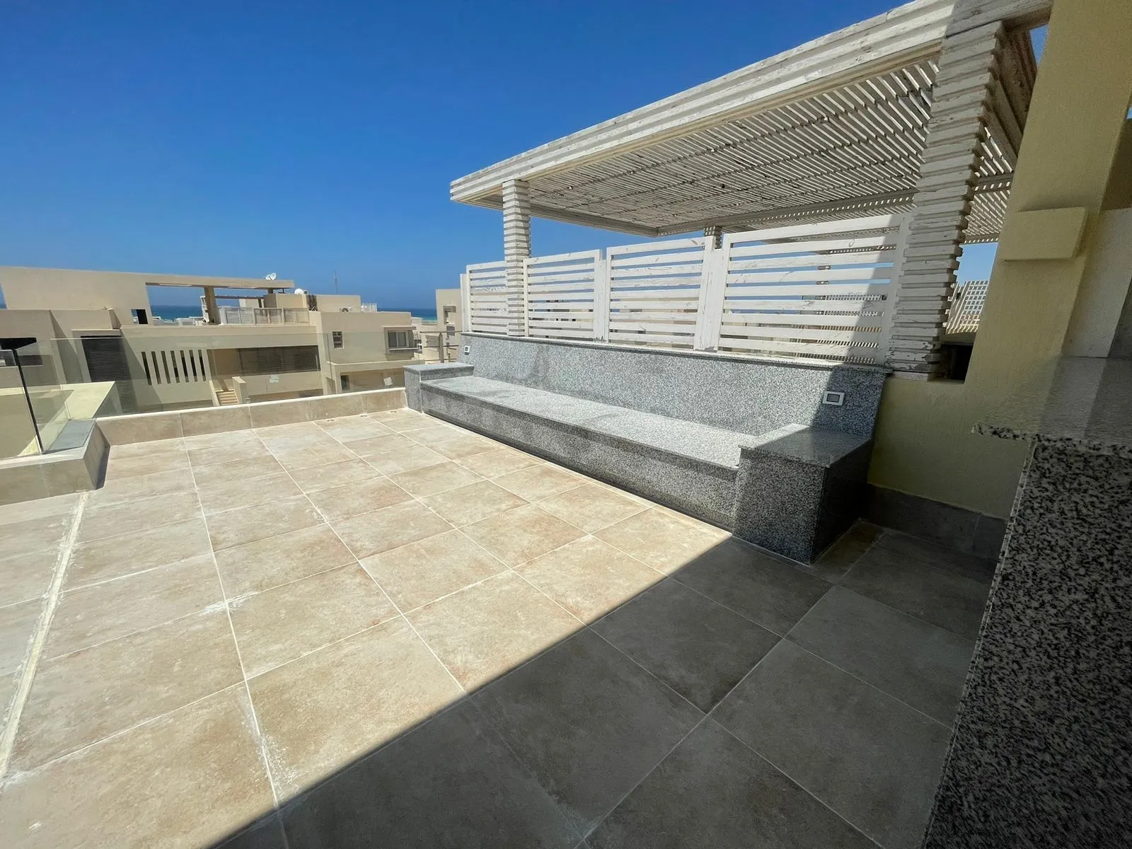  للبيع في هاسيندا وايت في  بمساحة 0 م² تتكون من 0 غرف