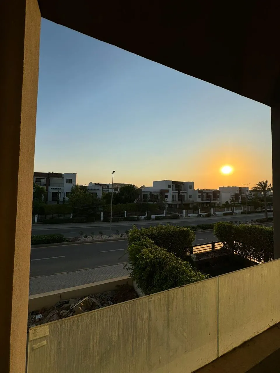  للبيع في هايد بارك سنترال في  بمساحة 0 م² تتكون من 0 غرف