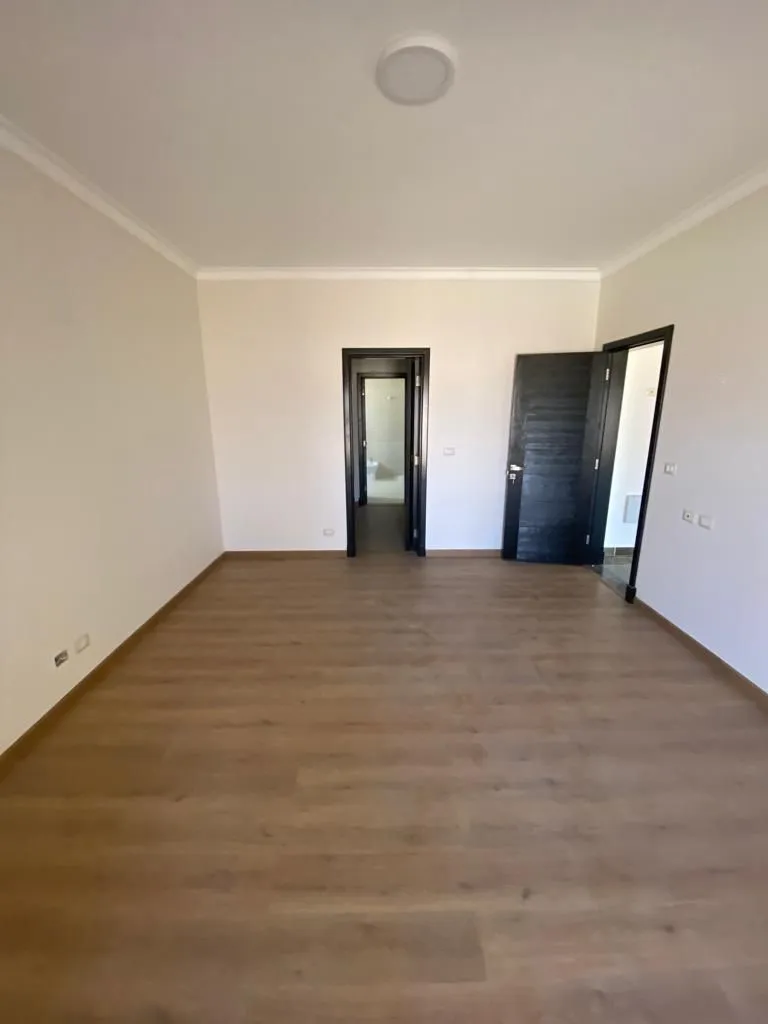 for sale in Grand Heights in  of 0 m² with 0 bedrooms
