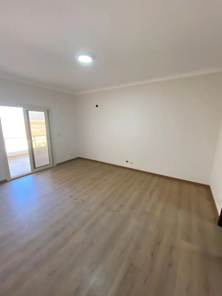  for sale in Grand Heights in  of 0 m² with 0 bedrooms