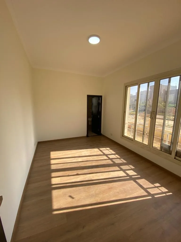  for sale in Grand Heights in  of 0 m² with 0 bedrooms