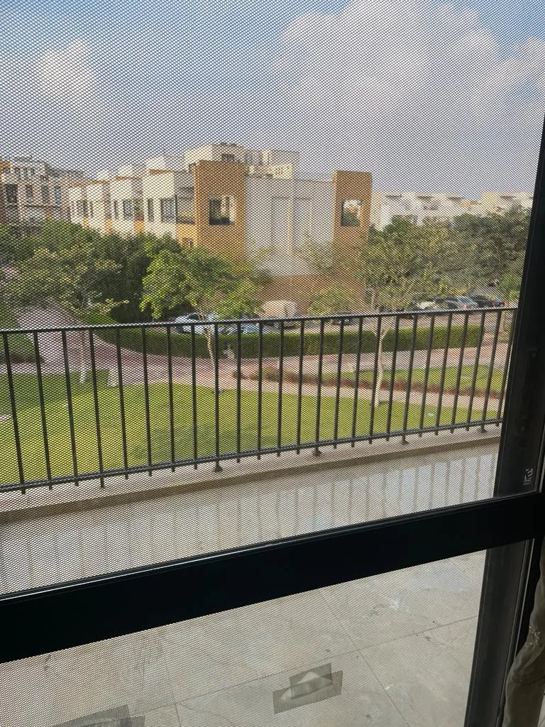 للبيع في بيفرلي هيلز في بمساحة 0 م² تتكون من 0 غرف