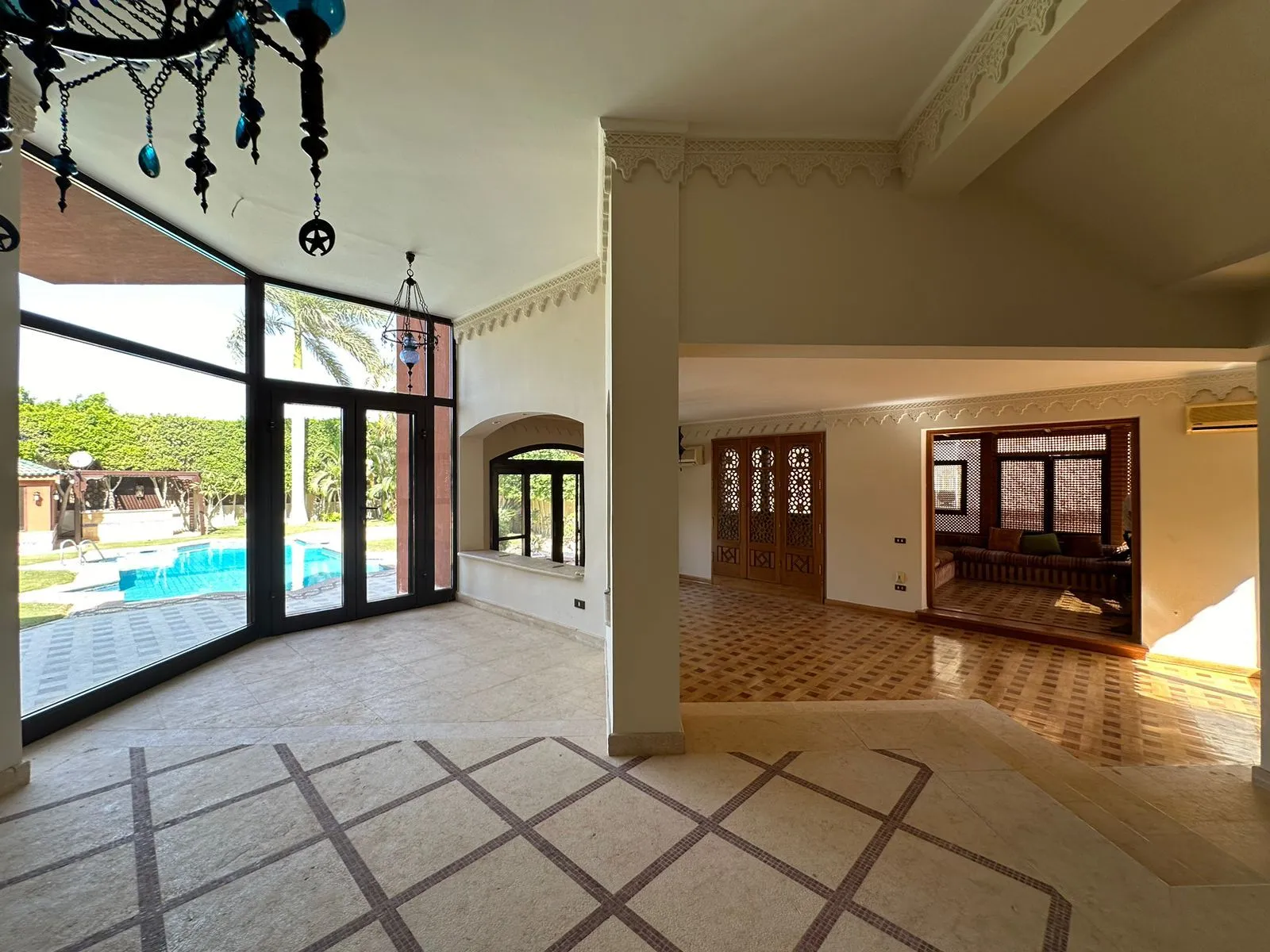 Villa for sale in Tara in El Sheikh Zayed of 570 m² with 5 bedrooms