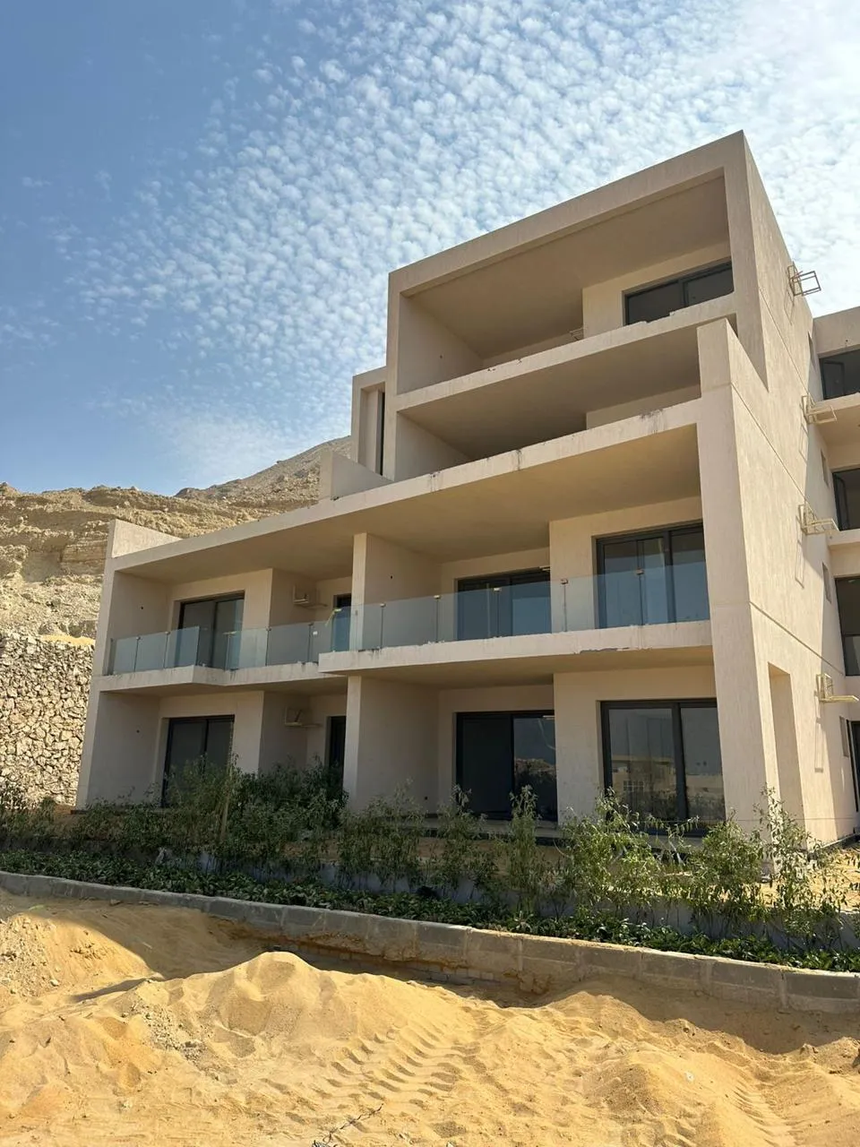 Chalet for sale in Baymount in Ain Sokhna of 85 m² with 1 bedrooms