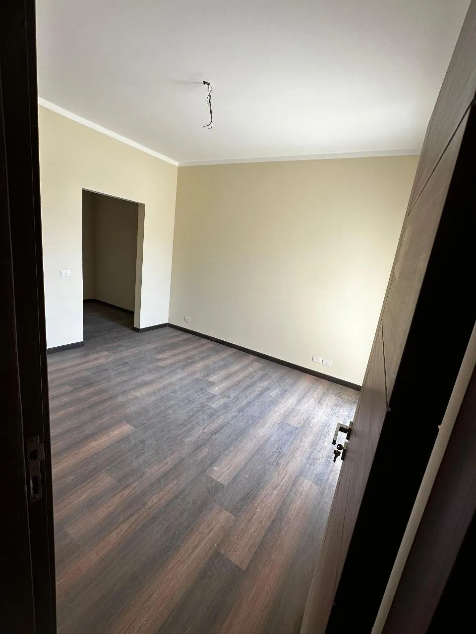  for sale in Ninety Avenue in  of 0 m² with 0 bedrooms