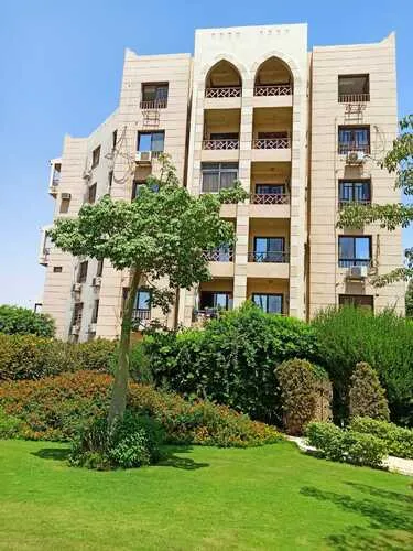 Apartment for sale in El Rehab in New Cairo of 91 m² with 2 bedrooms