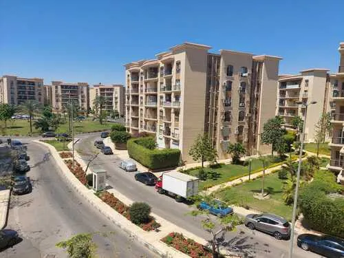 Apartment for sale in El Rehab in New Cairo of 91 m² with 2 bedrooms