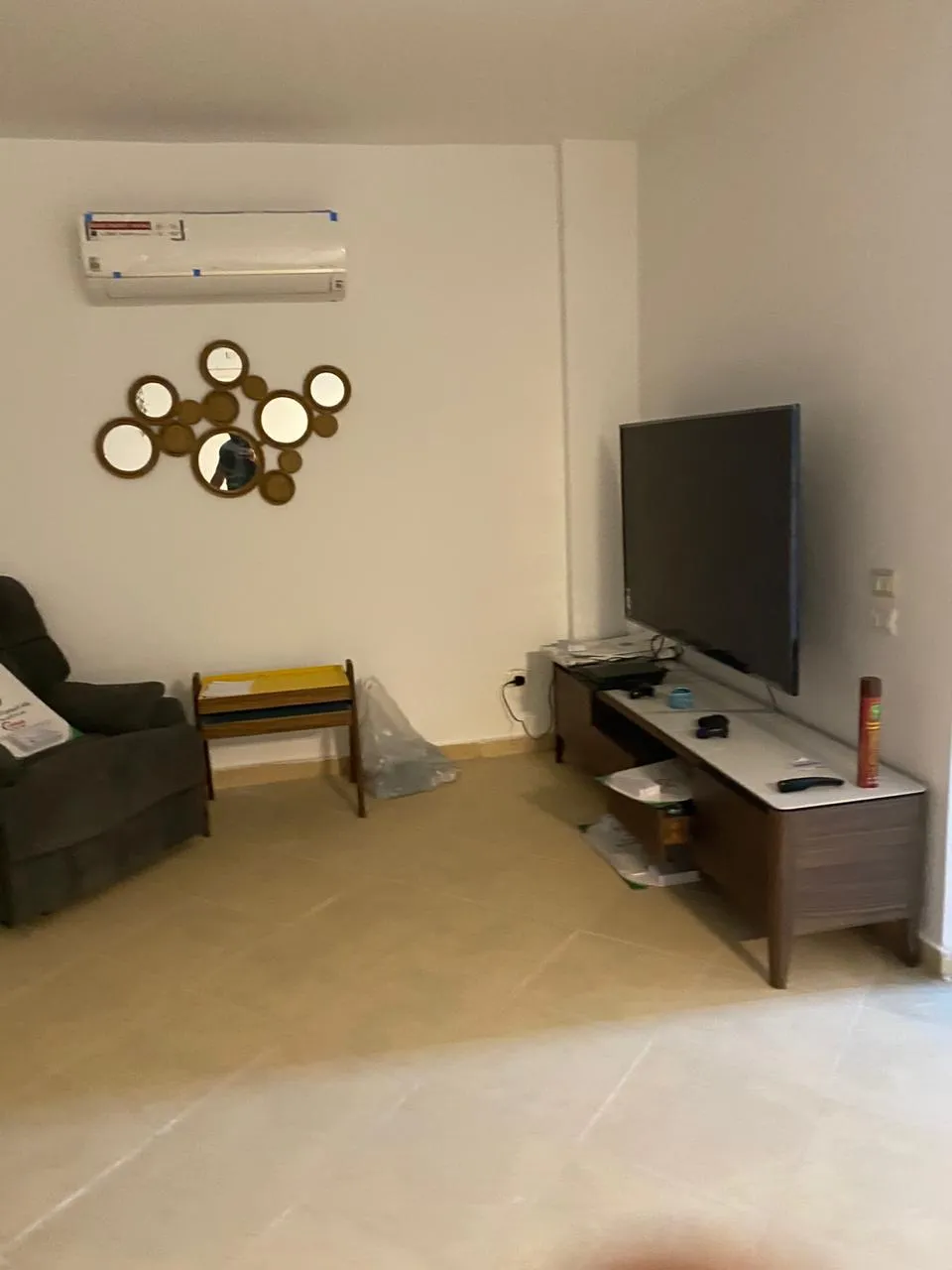  للبيع في فيلدج ويست في  بمساحة 0 م² تتكون من 0 غرف