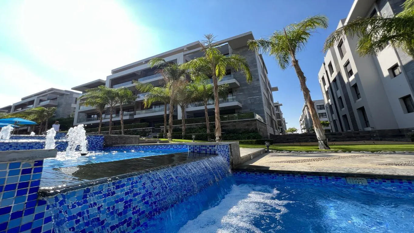 Apartment for sale in El Patio 7 in New Cairo of 149 m² with 3 bedrooms