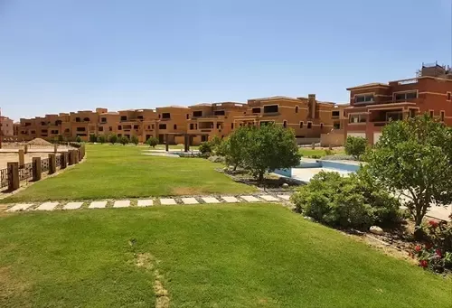 Villa for sale in Katameya Gardens in New Cairo of 1745 m² with 12 bedrooms
