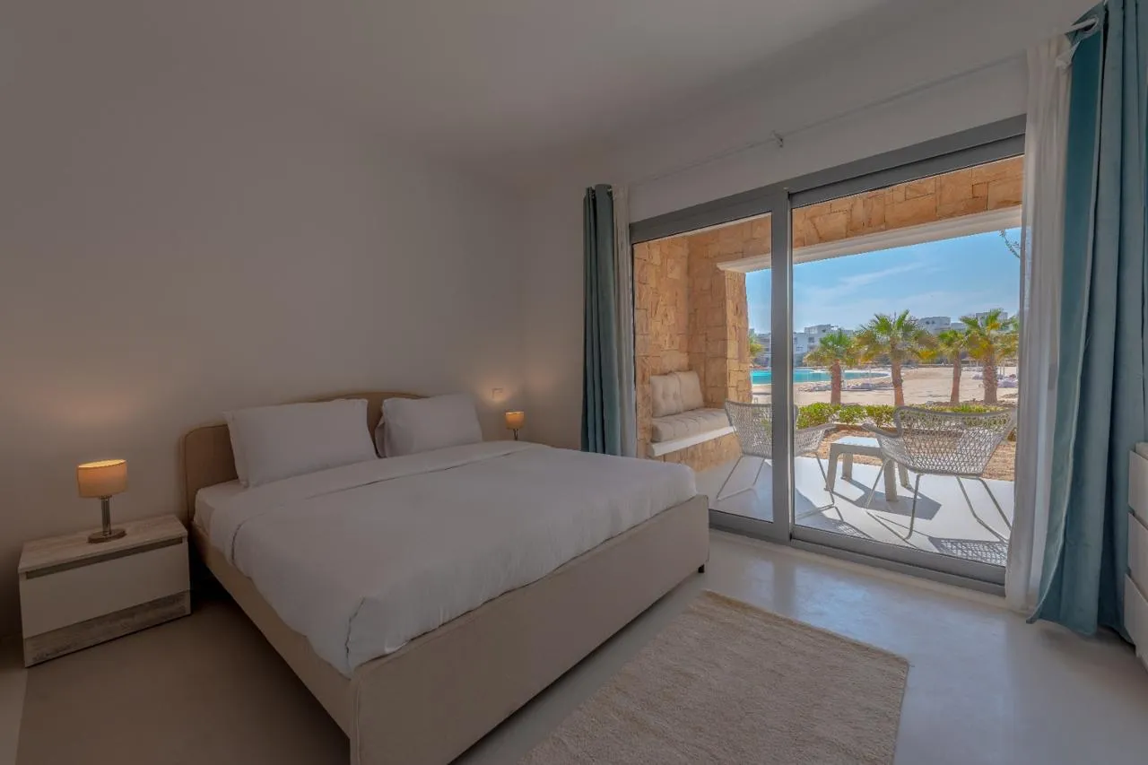 Chalet for sale in Swanlake El Gouna in El Gouna of 173 m² with 3 bedrooms