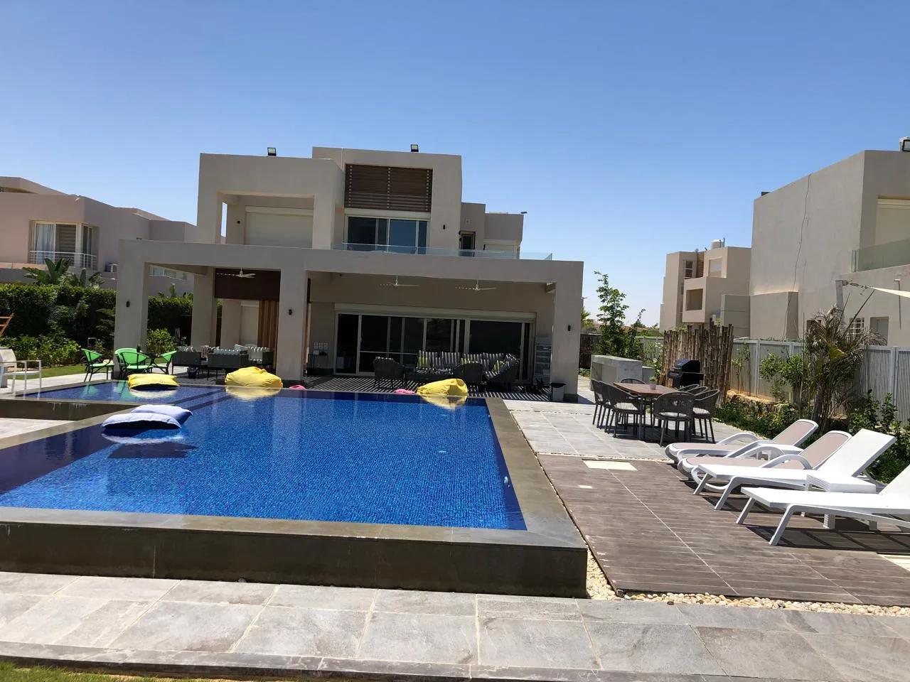 Villa for sale in Hacienda Bay in Sidi Abdel Rahman of 350 m² with 4 bedrooms