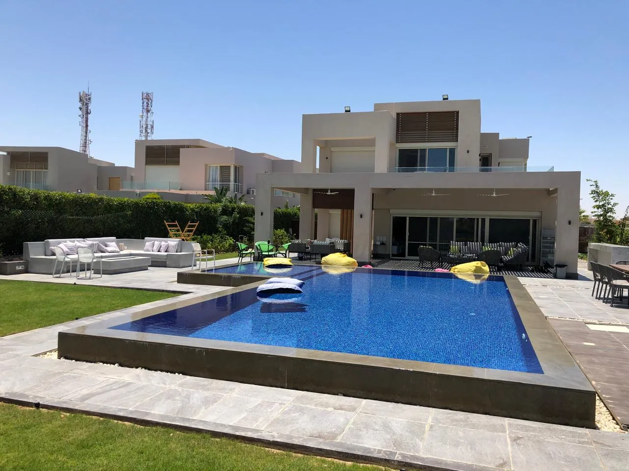 Villa for sale in Hacienda Bay in Sidi Abdel Rahman of 350 m² with 4 bedrooms