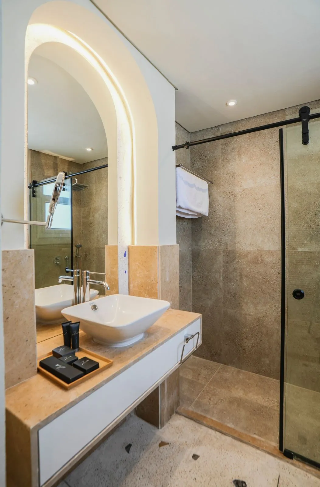 Chalet for sale in Hyde Park North - Seashore in Ras El Hekma of 65 m² with 1 bedrooms