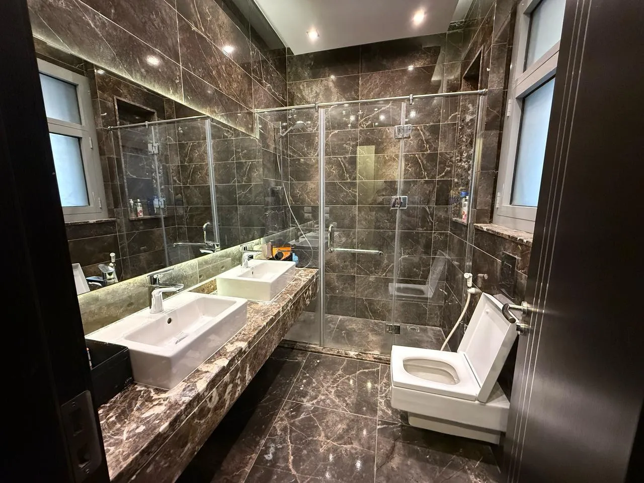 Duplex for sale in Village Garden Katameya in New Cairo of 255 m² with 3 bedrooms