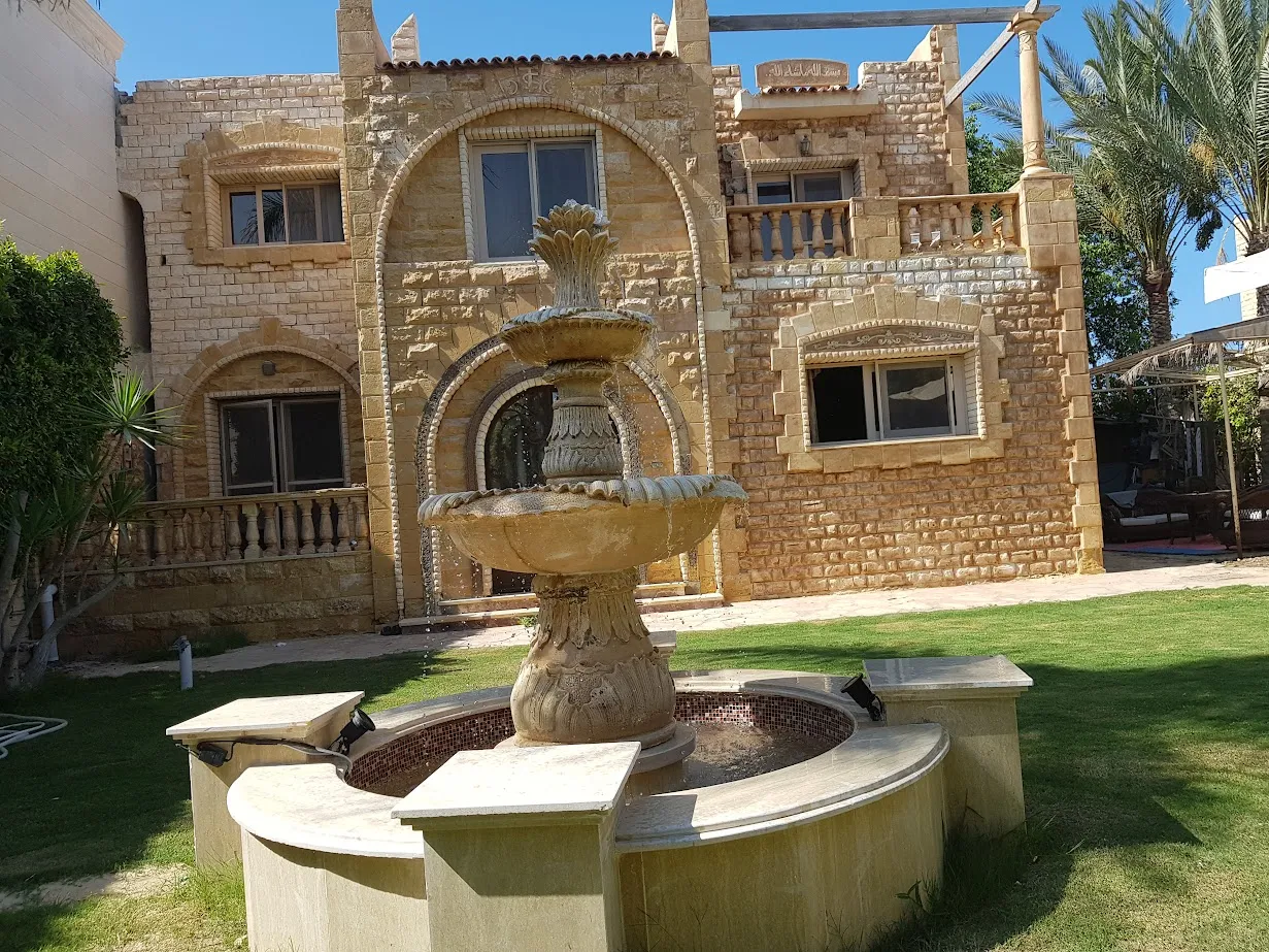 فيلا للبيع في مارينا 6 في العلمين بمساحة 400 م² تتكون من 6 غرف