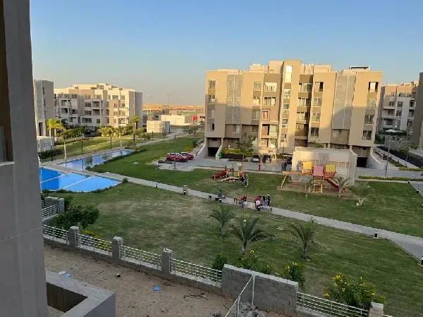 Apartment for sale in Katameya Gardens in New Cairo of 110 m² with 2 bedrooms