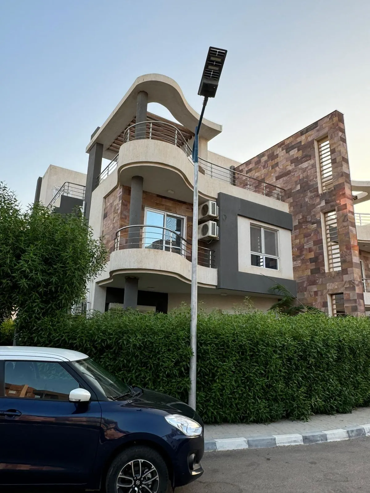  للبيع في مرسيليا بيتش 4 في  بمساحة 0 م² تتكون من 0 غرف