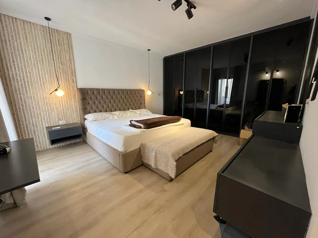 Apartment for sale in Beta Residence in October Gardens of 180 m² with 3 bedrooms