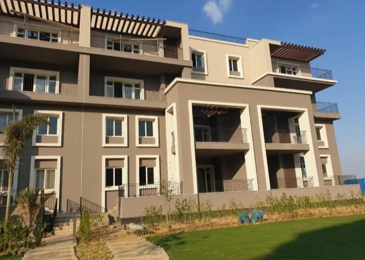  للبيع في أكتوبر بلازا في  بمساحة 0 م² تتكون من 0 غرف