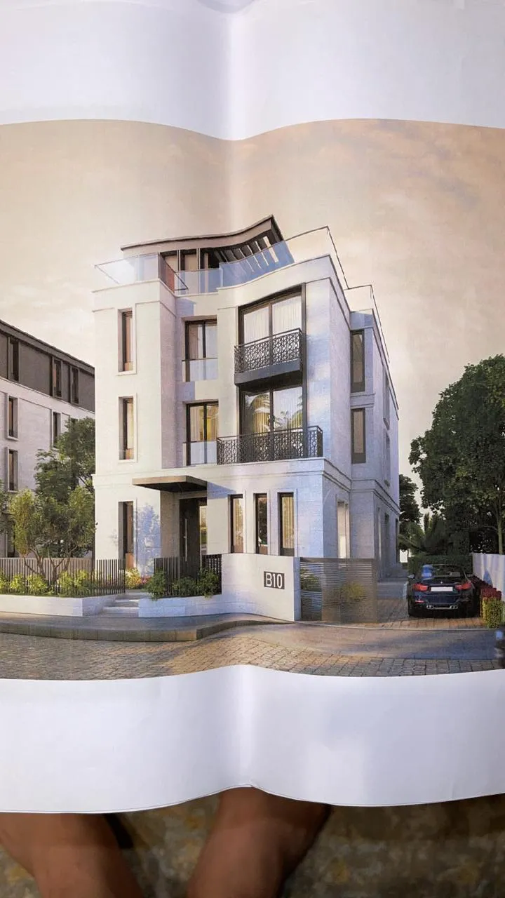 Villa for sale in Katameya Creeks in New Cairo of 750 m² with 3 bedrooms