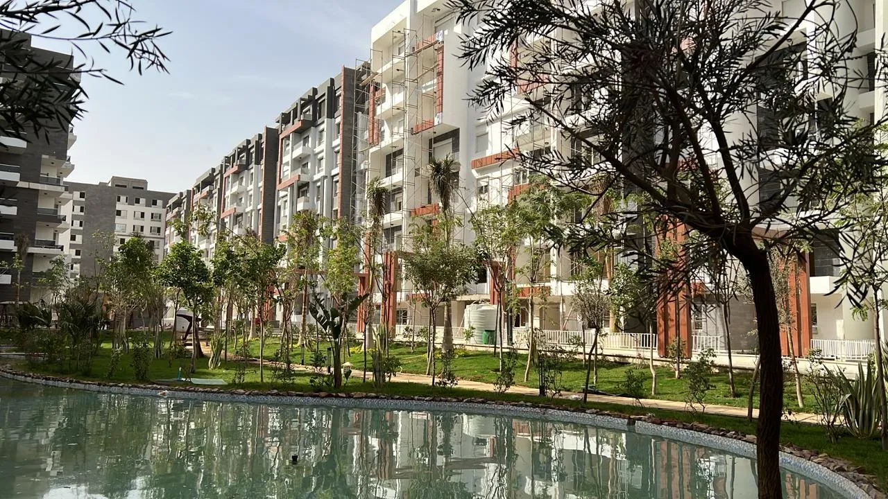 Apartment for sale in La Capitale in New Capital City of 150 m² with 3 bedrooms