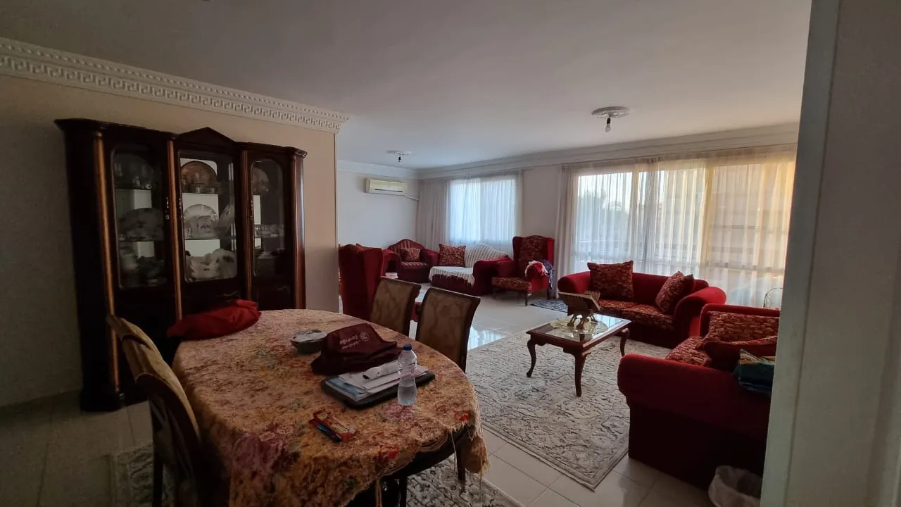 Apartment for sale in El Rehab in New Cairo of 164 m² with 3 bedrooms