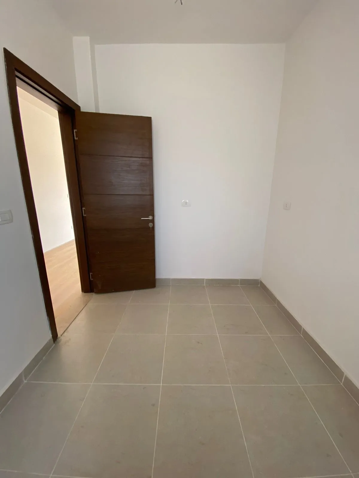  للبيع في كيان في  بمساحة 0 م² تتكون من 0 غرف