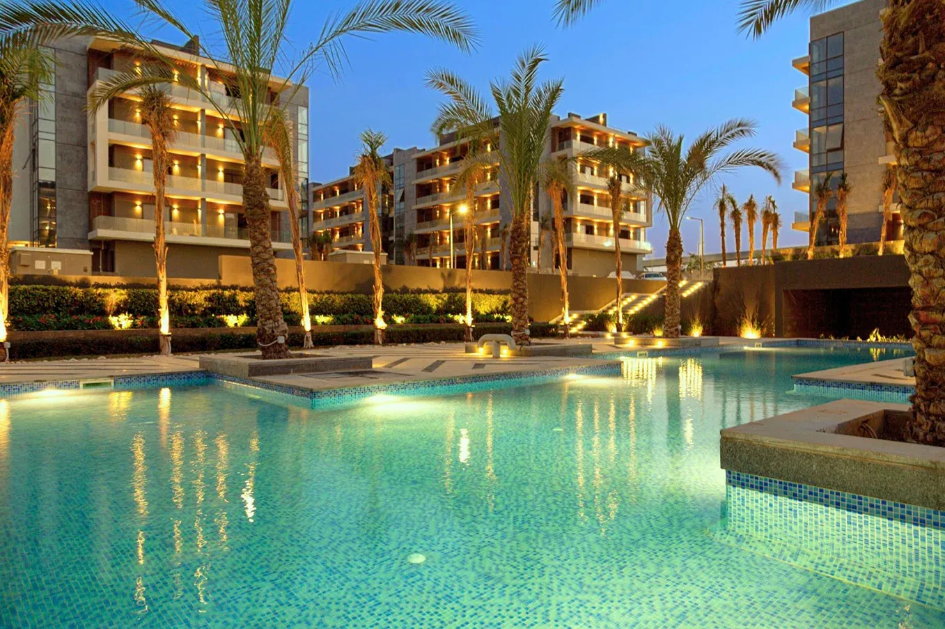 Apartment for sale in El Patio Oro in New Cairo of 164 m² with 3 bedrooms