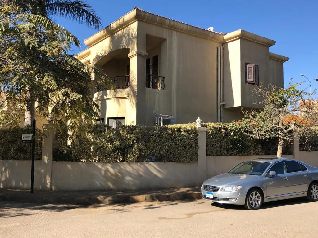 Villa for sale in Gardenia Park 1 in 6th of October City of 441 m² with 4 bedrooms