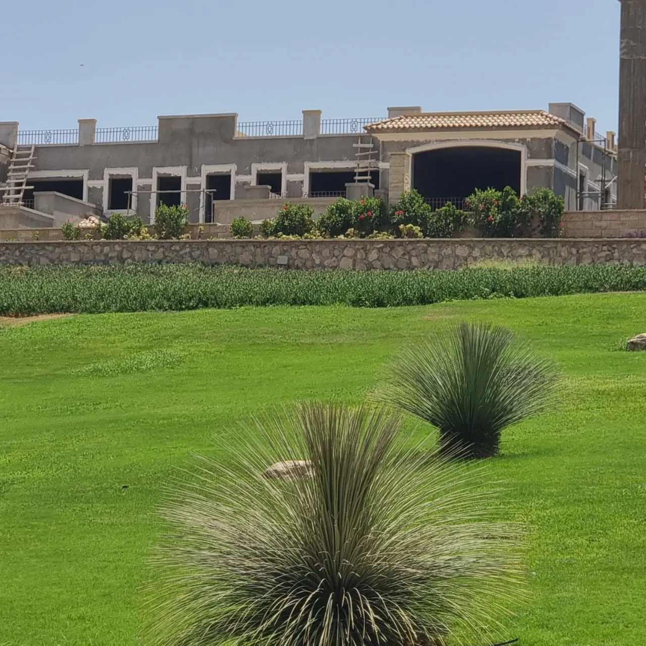 Villa for sale in Stone Park in New Cairo of 360 m² with 4 bedrooms
