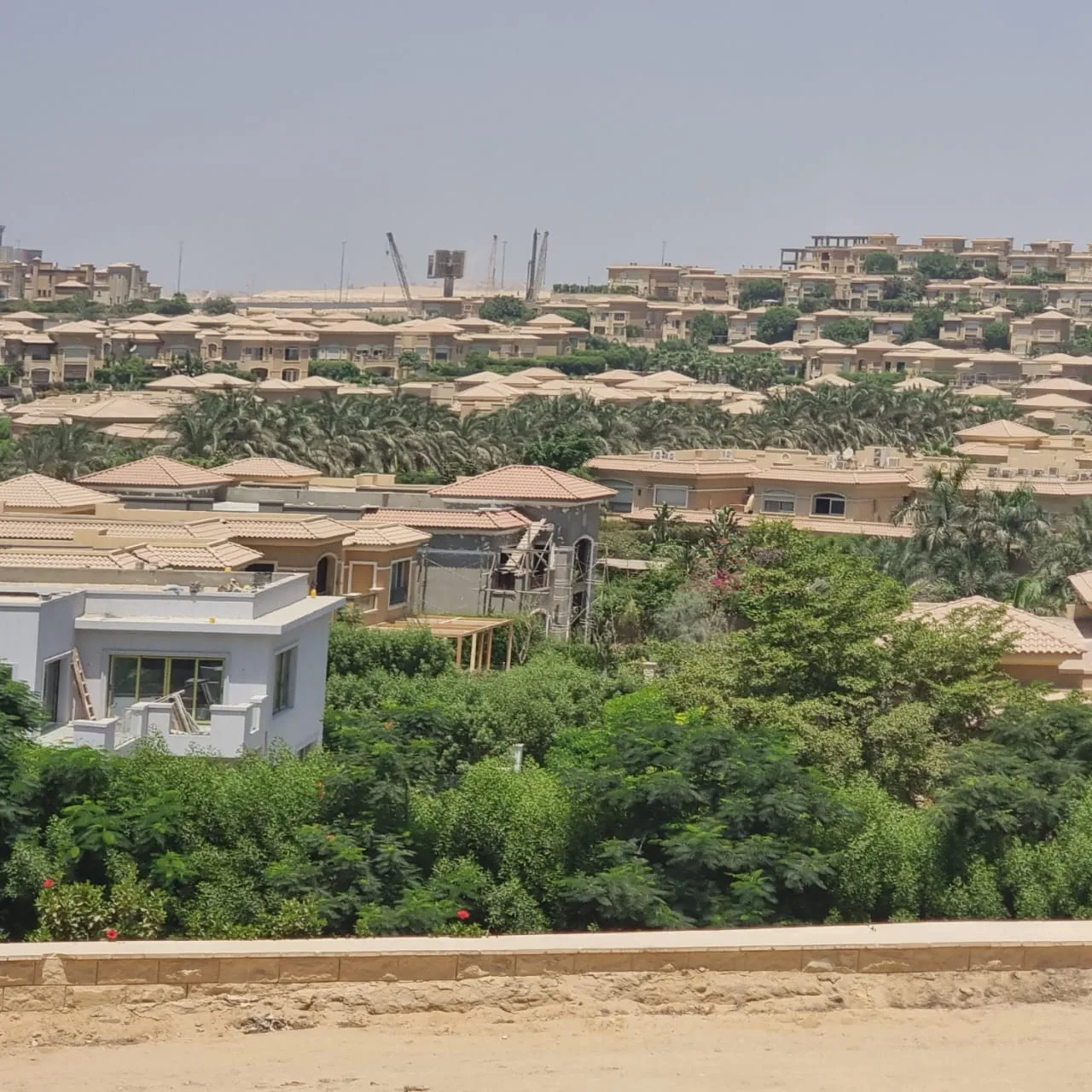 Villa for sale in Stone Park in New Cairo of 360 m² with 4 bedrooms