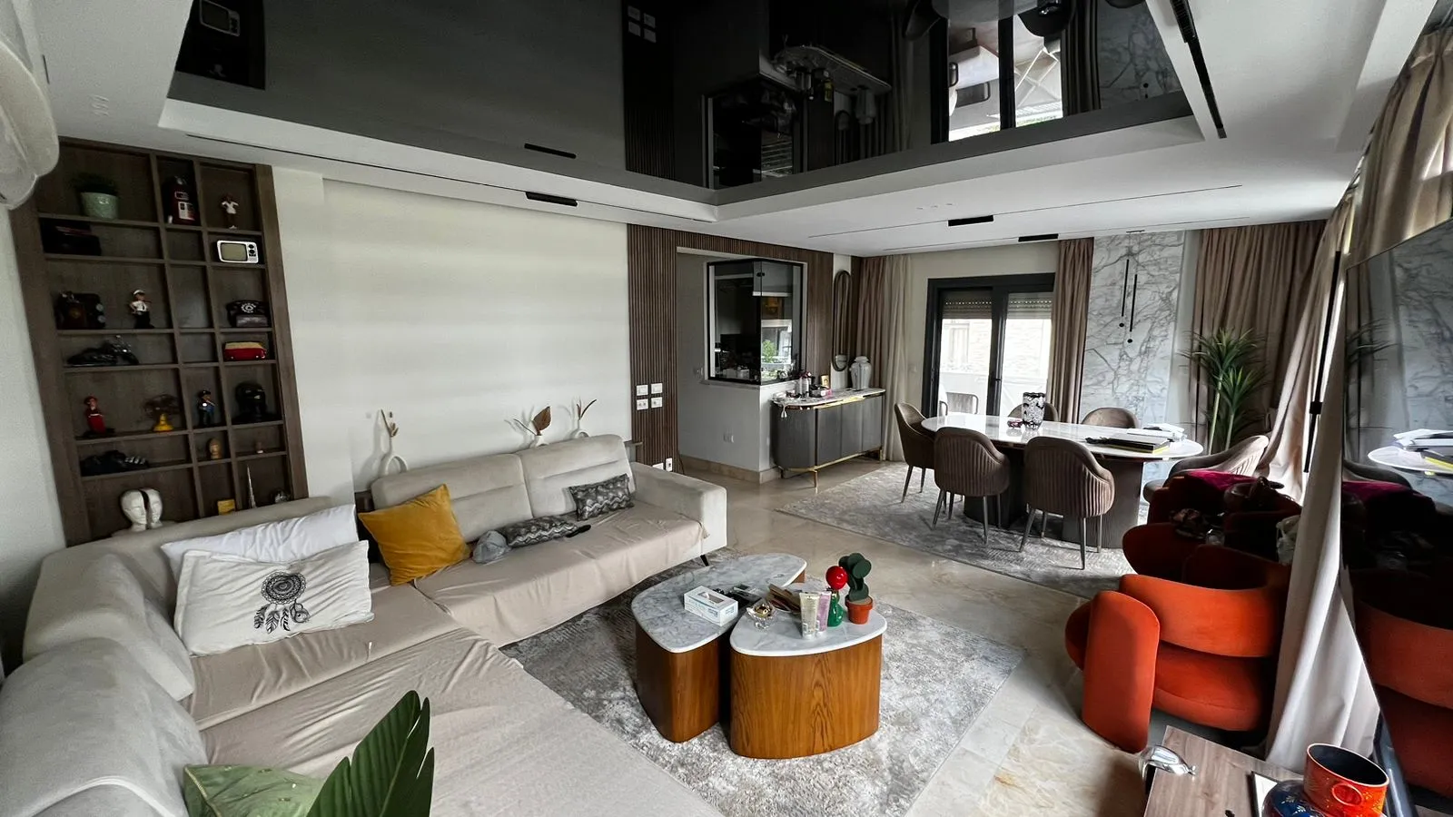  للبيع في سيلفر ساندس في  بمساحة 0 م² تتكون من 0 غرف