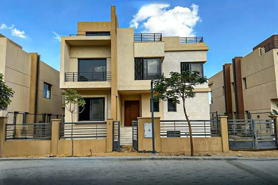 Villa for sale in ALMA in El Sheikh Zayed of 573 m² with 5 bedrooms