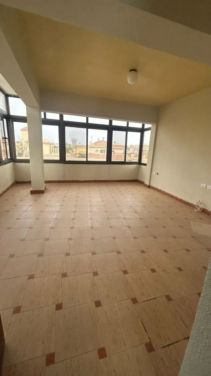 Villa for sale in Mena Garden City in 6th of October City of 268 m² with 4 bedrooms