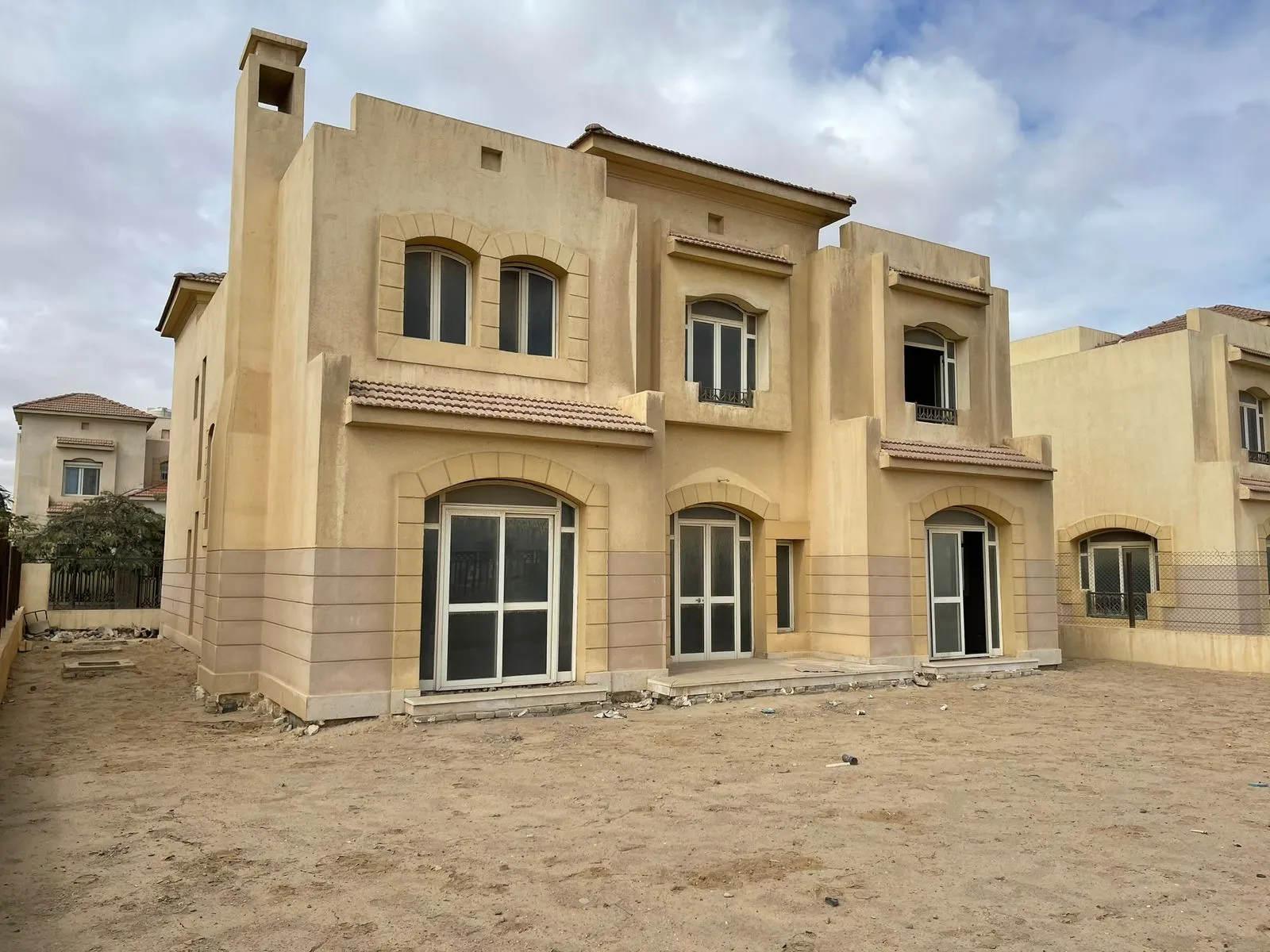 Villa for sale in Gardenia Park 2 in 6th of October City of 369 m² with 5 bedrooms