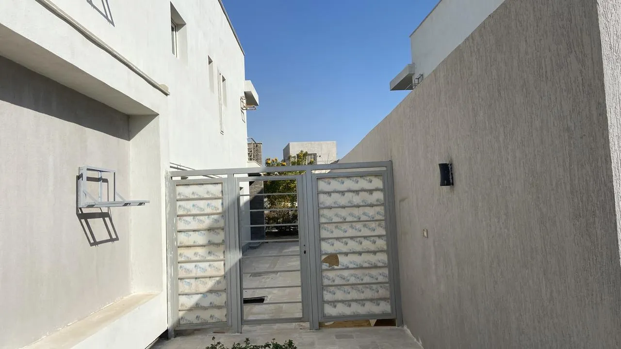 Villa for sale in Al Maqsad in New Capital City of 514 m² with 7 bedrooms