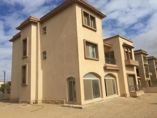 Villa for sale in Rayhana  in 6th of October City of 350 m² with 5 bedrooms