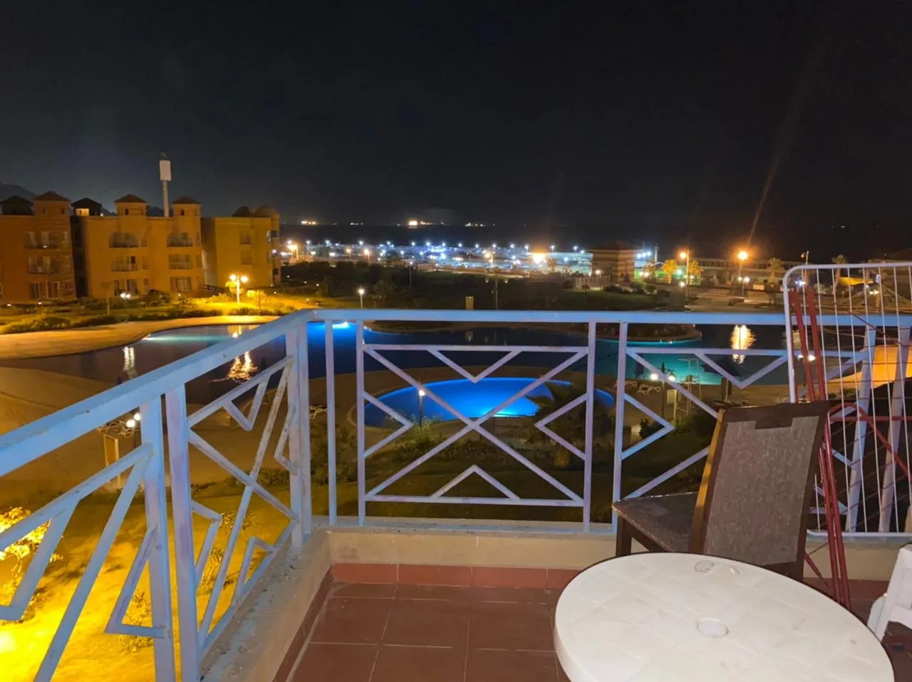 Chalet for sale in Porto Sokhna in Ain Sokhna of 100 m² with 2 bedrooms