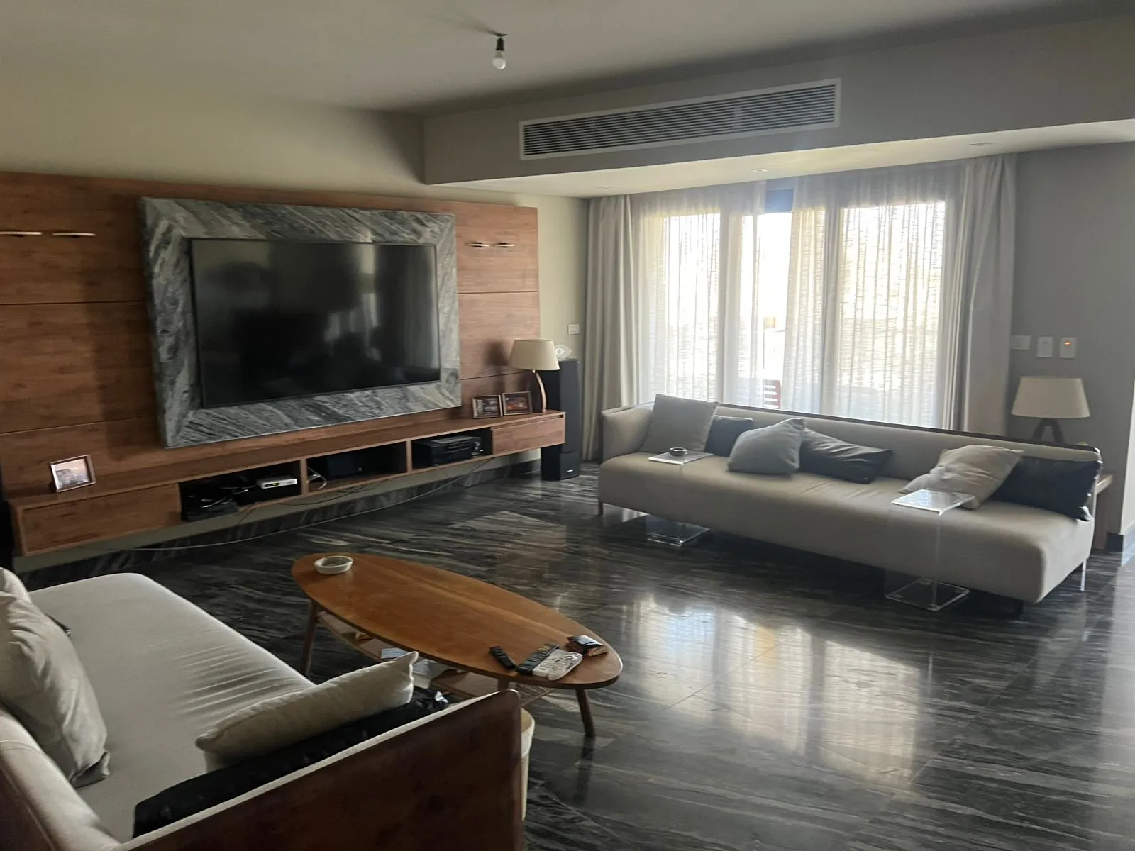 Penthouse for sale in Pyramids Heights in El Sheikh Zayed of 339 m² with 3 bedrooms