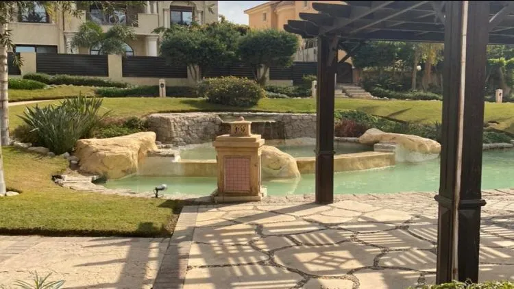 Villa for sale in Katameya Hills in New Cairo of 620 m² with 6 bedrooms