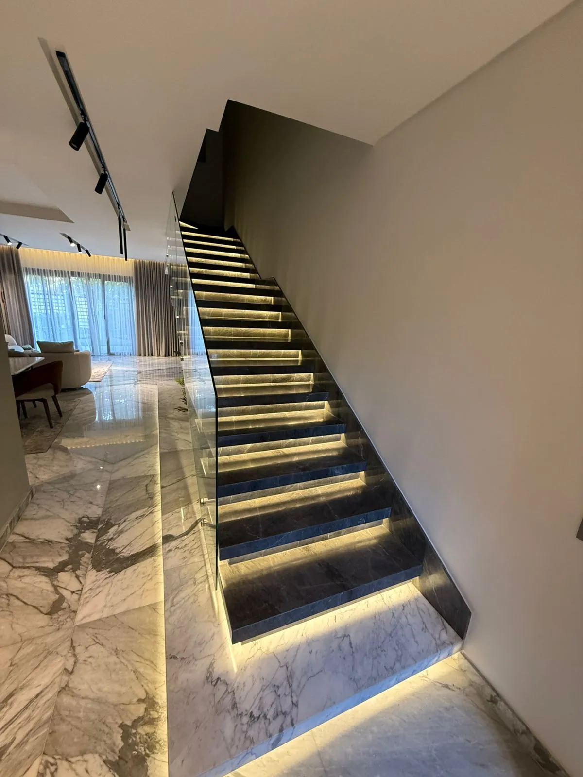 Townhouse for sale in Hyde Park in 6th settlement of 160 m² with 2 bedrooms