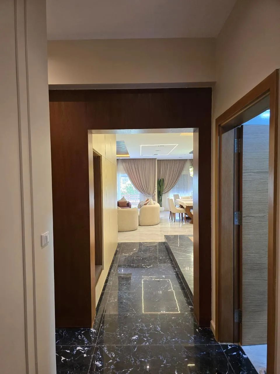 Townhouse for sale in Mountain View October Park in 6th of October City of 287 m² with 3 bedrooms